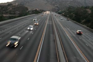 Los Ángeles, CA - Todos los carriles bloqueados debido a un accidente en Hoover St y Vermont Ave
